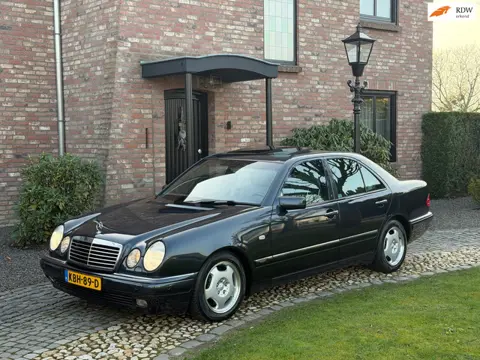 Mercedes-Benz E-klasse 420 V8 Automaat Avantgarde vol opties!!