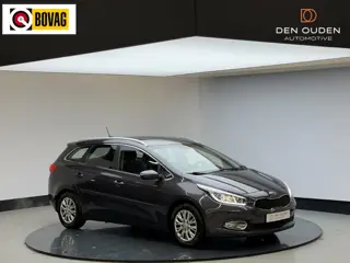 Kia cee'd Sportswagon 1.6 GDI Business Pack | Trekhaak | Cam achter | Clima | NL auto