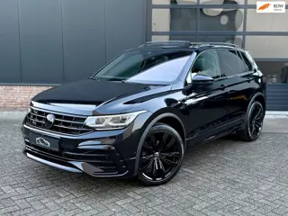 Volkswagen TIGUAN 1.5 TSI R-Line Blackstyle/Pano/Leder/Virt/Garantie