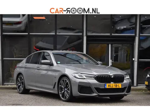 BMW 5-serie 530e M-Sport Lane Pano Camera 20" HK