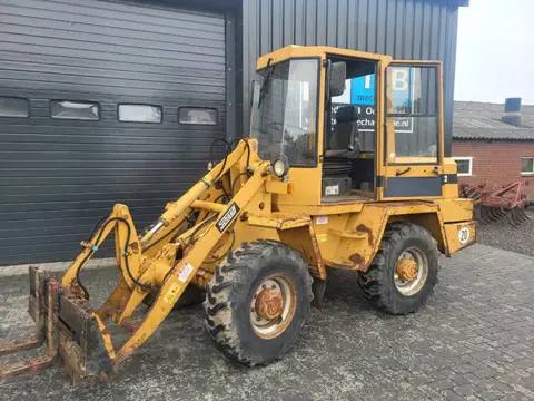 wiellader /shovel /loader schaeff skl 832 (bj 1991)