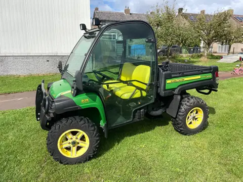 John Deere Gator 825i 4x4 met dichte cabine MARGE