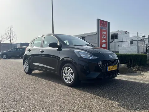 Hyundai i10 1.0 Comfort Smart | Camera | Cruise Control | Carplay | NAVI | Elektrische ramen en spie
