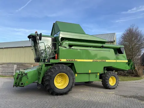 John Deere 2266 Extra
