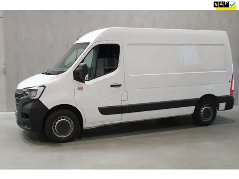 Renault Master T35 2.3 dCi 135 L2H2 Comfort Camera/Navi Zeer nette bus