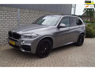 BMW X5 M50D X Drive Autom Panodak Soft Close Head Up Navi 360 Camera Luchtvering Clima x PDC LMV Tre