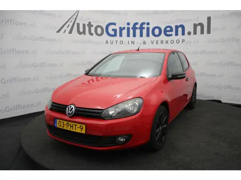 Volkswagen Golf 1.4 Trendline rijdt en schakelt goed.