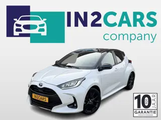 Toyota Yaris 1.5 Hybrid Executive Bi-Tone *All-weather banden*