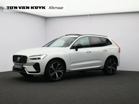 Volvo XC60 T6 AWD Plug-in hybrid Ultra Dark / Head up displ. / Harman Kardon / Stoel+stuur+achterban