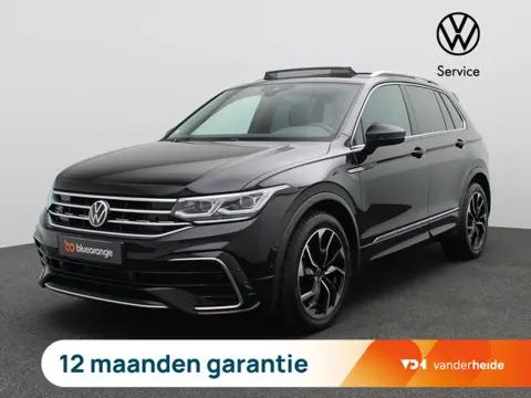 Volkswagen Tiguan 1.5 TSI R-Line Business+ 150PK DSG Leder, trekhaak, panoramadak, trekhaak, achteru