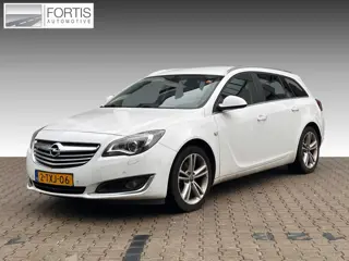 Opel Insignia Sports Tourer 1.6 T Business+ 125 KW !