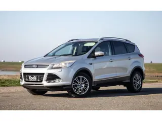Ford Kuga 1.6 Titanium PANORAMA DAK / STOELVERWARMING / TREKHAAK / CRUISE CONTROLE