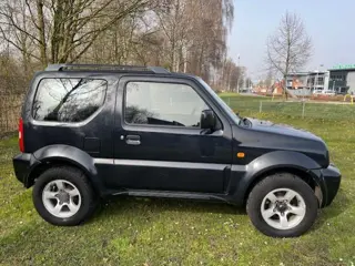 Suzuki Jimny 1.3 JLX AIRCO/4XWD/!/ALLE BOEKJES/NETTE AUTO!van 1e eigenaar