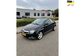 Opel Tigra TwinTop 1.8-16V Cosmo AIRCO / CABRIO