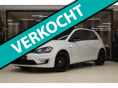 Volkswagen Golf 1.4 TSI GTE PANODAK/STOELVER/KEYLESS/NAP/PARWIT