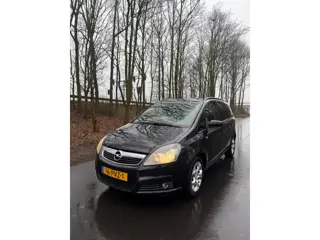 Opel Zafira 1.6 Essentia, 7 persoons, Nwe APK!
