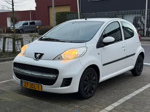 Peugeot 107 1.0 Benzine Airco Toerenteller NEW APK