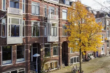 Woning aan de Justus van Effenstraat te Utrecht
