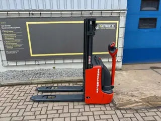 VS-22711 Elektrische stapelaar Linde L10B