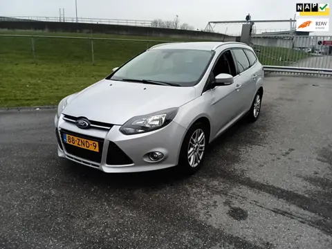 Ford Focus Wagon 1.0 EcoBoost Titanium NIEUWE DISTRIBUTIE!!