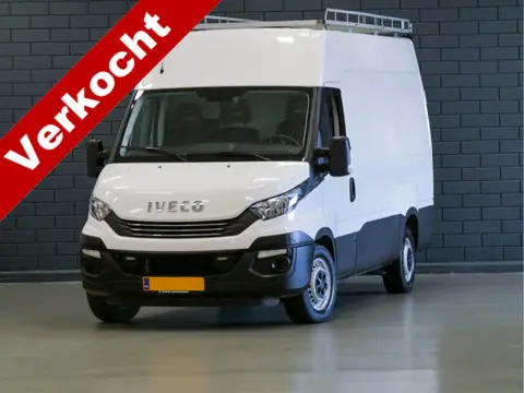 Iveco Daily 35S14V L2H2 Hi Matic Automaat | 3500KG Trekgewicht | Geveerde Stoel | Euro 6 | Imperiaal