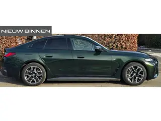 BMW i4 eDrive35 High Executive 70 kWh M Sport | Harman Kardon | Panoramadak | Stuurverwarming | Stoe