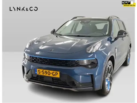 Lynk & Co 01 1.5 261pk PHEV 7DCTH | Orig.NL | Trekhaak | PanoramaDak | 360 graden Camera | Carplay |