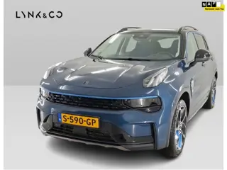 Lynk & Co 01 1.5 261pk PHEV 7DCTH | Orig.NL | Trekhaak | PanoramaDak | 360 graden Camera | Carplay |