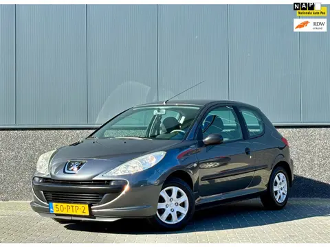Peugeot 206+ 1.1 Accent Airco | Weinig KM NAP (bj 2011)