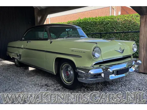 Lincoln 1954 Capri Coupe Coupe