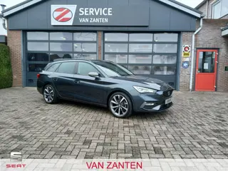 SEAT Leon Sportstourer 1.5 TSI FR Business Intense + 18 inch + Trekhaak, slechts 19.000 km!!