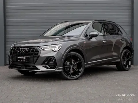Audi Q3 45 TFSI e S-Line 360-Camera Keyless Sfeerlicht 20" BTW ACC