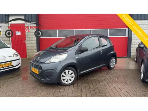 Peugeot 107 1.0 Access Accent AIRCO / GOED ONDERHOUDEN / NL-AUTO