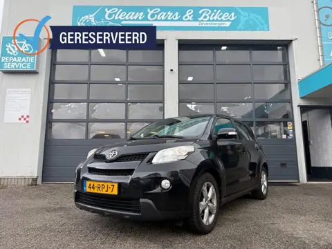 Toyota Urban Cruiser 1.3 VVT-i Aspiration (bj 2011)