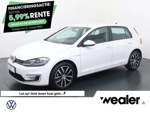 Volkswagen e-Golf E-DITION | 136 PK | SoH 89% | Warmtepomp | Achteruitrijcamera | Adaptive cruise co