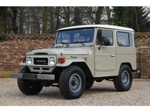 Toyota Land Cruiser BJ40 Hardtop (bj 1980)