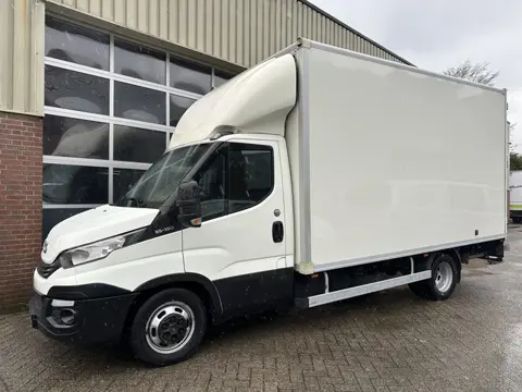 Iveco Daily 35C18V 3.0 Bakwagen Airco,Cruise,Trekhaak,3 persoons L415cm B210cm H230cm