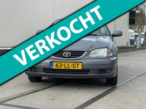 Toyota Avensis 1.6-16V Linea Luna 2003 Airco