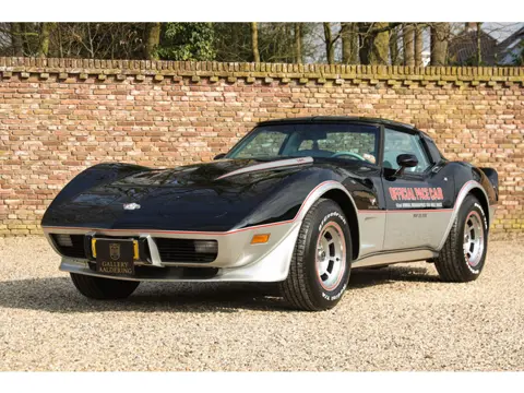 Chevrolet Corvette L82 "Indianapolis 500 Pace Car Edition" In tribute to the model's 25th anniversar