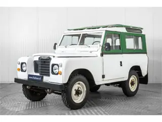 Land Rover 88 Defender serie III overdrive (bj 1977)