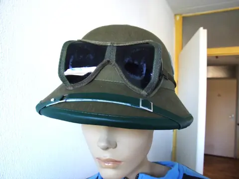 Helm,Duitsland,WWII,Tropen,DAKMet,Stof,Bril