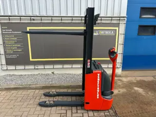 VS-22718 elektrische compacte stapelaar Linde L10B