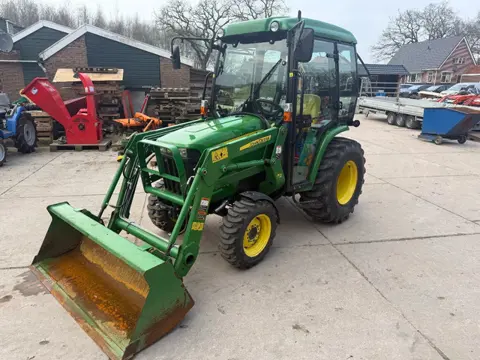 John Deere 3036E met Cabine en voorlader (bj 2009)