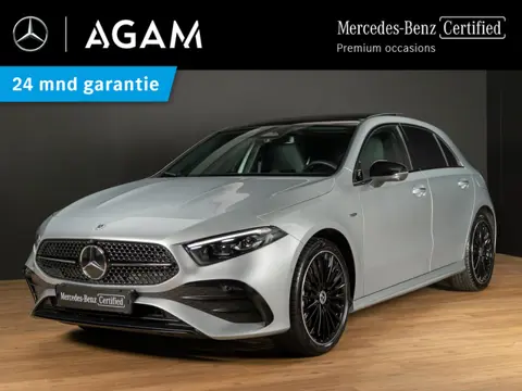 Mercedes-Benz A-Klasse Hatchback 250 e Business Solution AMG Premium PLUS | Panorama dak