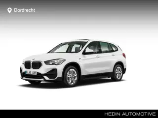 BMW X1 xDrive25e | Panorama | Camera | Stoelverwarming |
