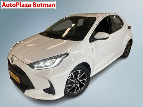 Toyota Yaris 1.5 Hybrid Dynamic (bj 2022, automaat)