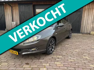 Lancia Delta 1.4-16V Gold MOMO DESIGN ,BIJZONDER UITVOERING.