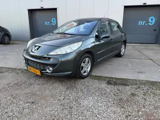 Peugeot 207 1.4 VTi XS Pack met airco