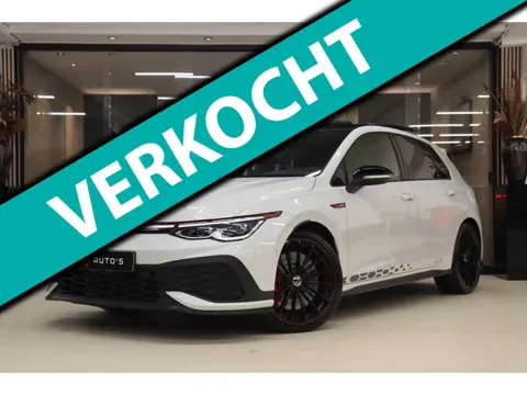 Volkswagen GOLF 2.0 TSI GTI CLUBSPORT 45 JAHRE /PANO/AKRA/IQ-LIGHT/KEYLES/VOLL