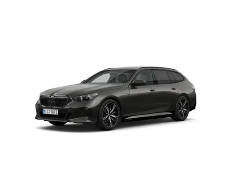 BMW 5 Serie Touring 530e M Sport Edition | 20" | Trekhaak | Driving Assistant Plus | Harman Kardon